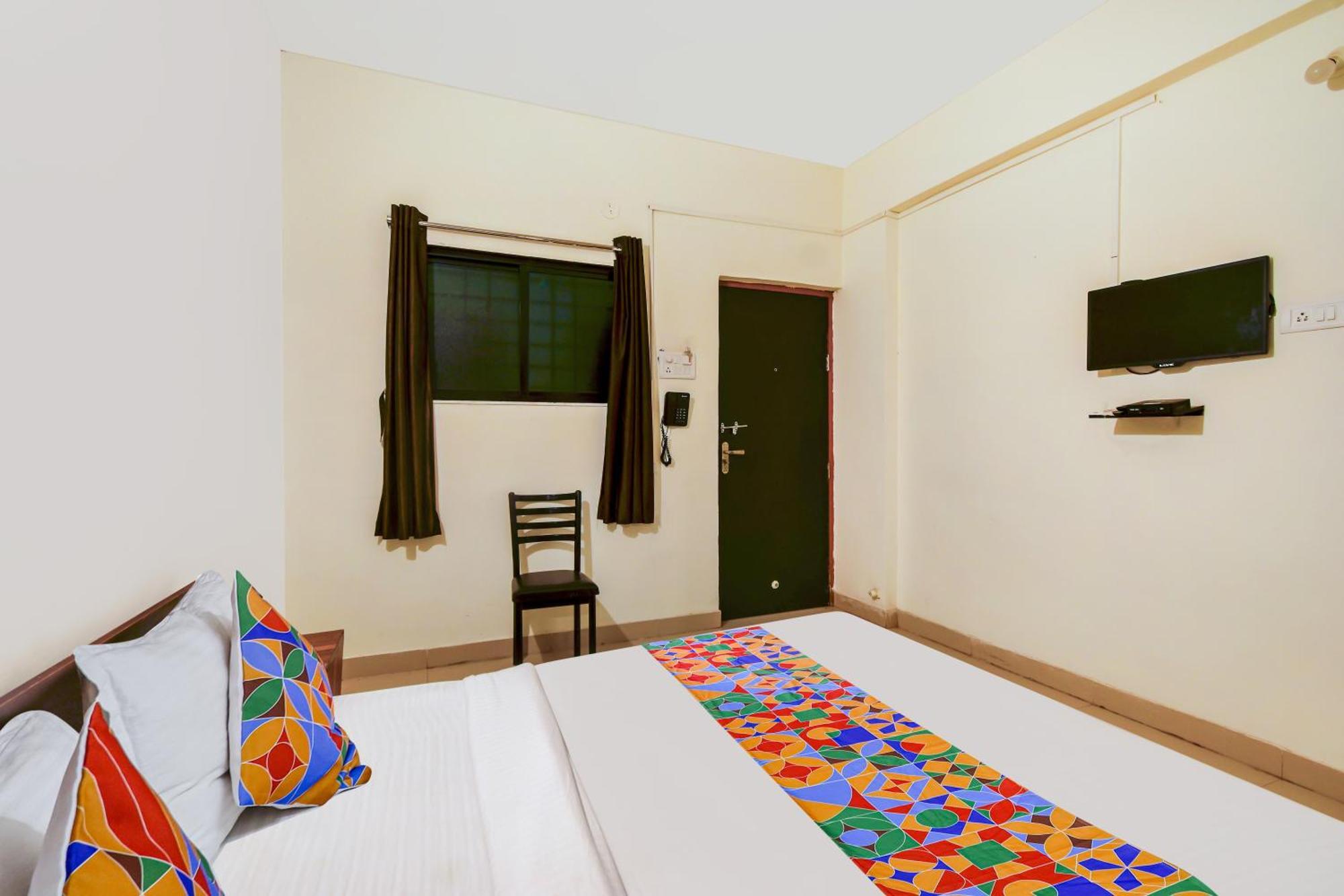Hotel Fabexpress Srh - Nr Butterfly Park - Hinjawadi Exterior foto