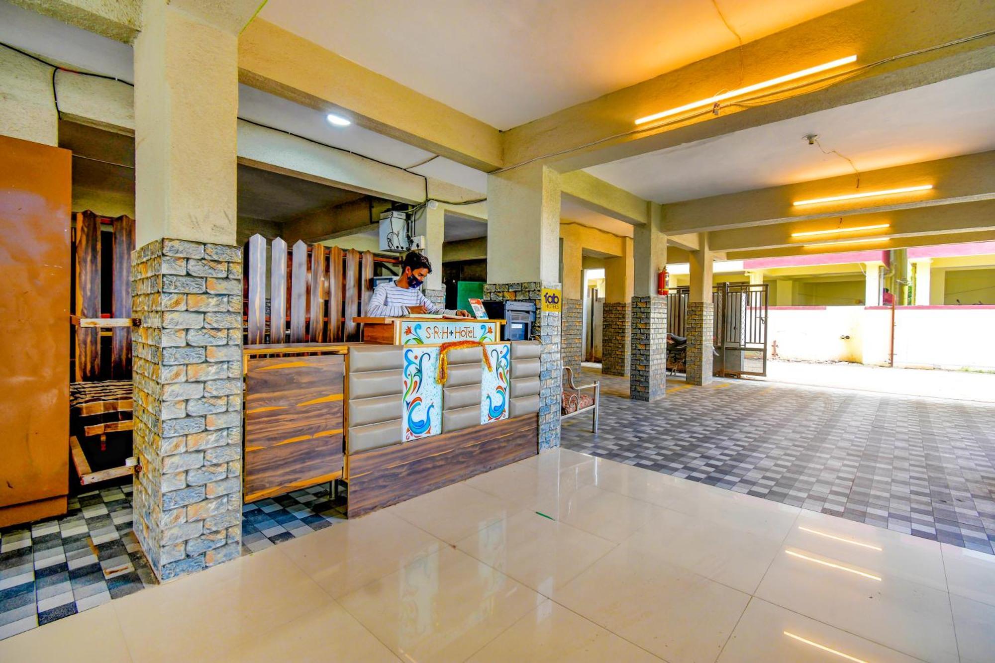 Hotel Fabexpress Srh - Nr Butterfly Park - Hinjawadi Exterior foto